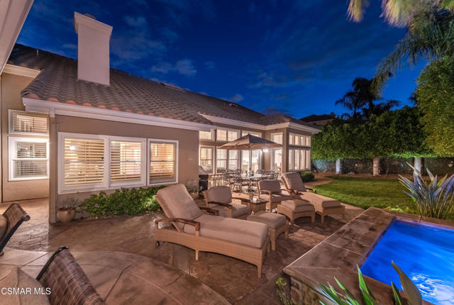 48 Golden Glen Drive, Simi Valley CA: https://media.crmls.org/mediaz/09b9e186-8418-4ee7-a4b4-dd5a3e218d50.jpg