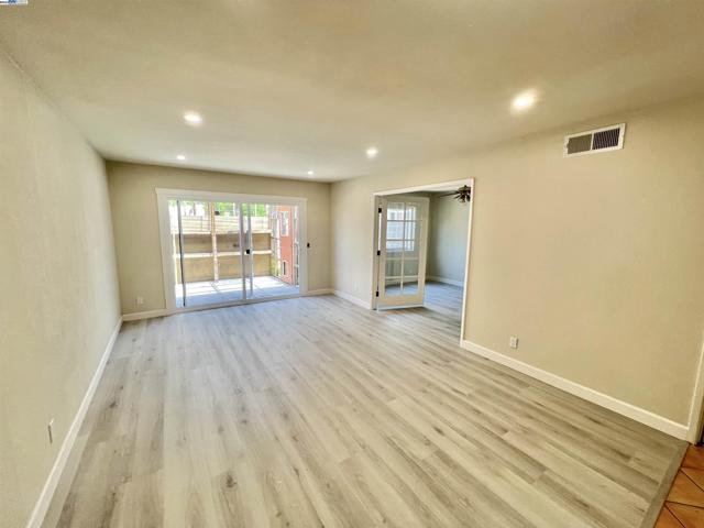 2655 63Rd Ave, Oakland, California 94605, 3 Bedrooms Bedrooms, ,2 BathroomsBathrooms,Single Family Residence,For Sale,63Rd Ave,41063369