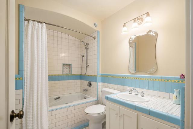 2810 Ivy Street, San Diego CA: https://media.crmls.org/mediaz/09bb05cd-c459-4a77-9b61-a8b5c9d6859e.jpg