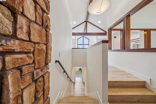 1768 Astor Ct, San Leandro CA: https://media.crmls.org/mediaz/09bb48e5-e124-4294-84a7-7d43989022da.jpg