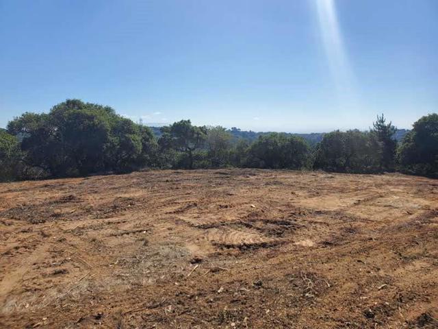 19705 Moonglow Road, Salinas CA: https://media.crmls.org/mediaz/09bc0877-d1d7-483b-bb82-685c21f823ab.jpg