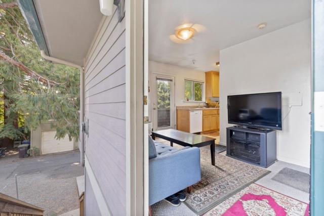 33 Edgewood Way, Santa Cruz CA: https://media.crmls.org/mediaz/09bd367a-c7cc-4c65-966d-81ab3f92dd1a.jpg