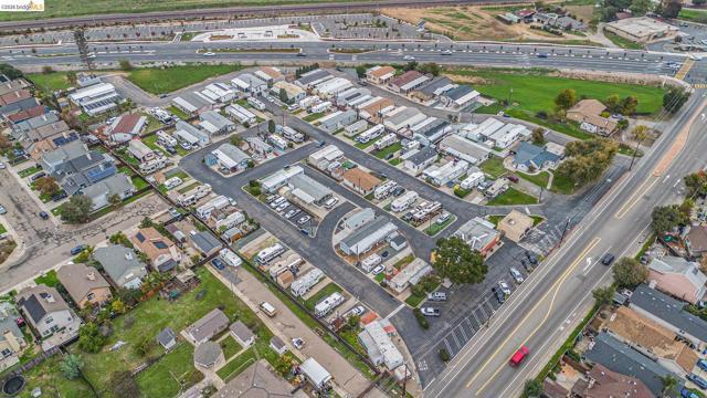 Image 24 of 26 For 210 Cypress  