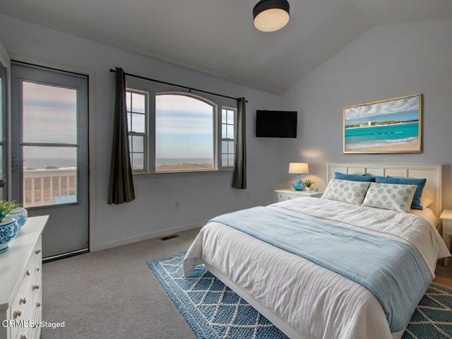 924 Glass Beach Drive, Fort Bragg CA: https://media.crmls.org/mediaz/09bf6549-9c94-4601-be94-5e028f3c1e21.jpg