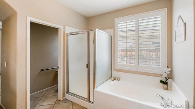 28371 Evening Star Dr, Menifee CA: https://media.crmls.org/mediaz/09c132fe-50d3-4a3f-aee3-a2c1b853ef63.jpg
