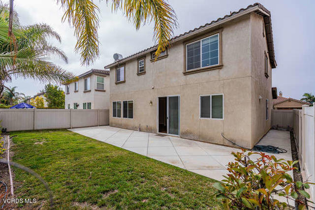 3003 Naples Drive, Oxnard CA: https://media.crmls.org/mediaz/09c1c1e7-d940-4820-aaa9-662f71b539c4.jpg