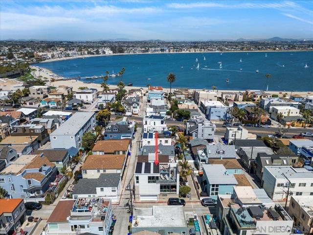 710 Verona Court, San Diego CA: https://media.crmls.org/mediaz/09c1d832-50ac-4b86-90a7-760e3727fe9b.jpg