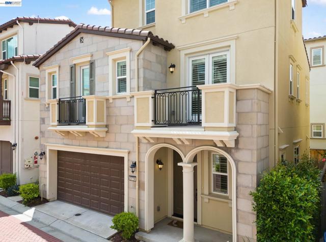 5119 Rowan Drive, San Ramon CA: https://media.crmls.org/mediaz/09c1d8b2-758c-4a2a-b9c5-51240c6b0aef.jpg