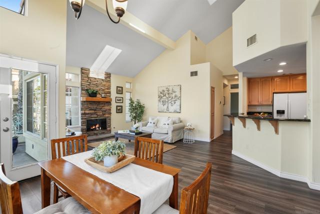 12670 Springbrook Dr, San Diego CA: https://media.crmls.org/mediaz/09c25b2d-e495-4ac5-b98b-452883cf6d86.jpg