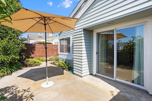 820 Daphne Court, Carlsbad CA: https://media.crmls.org/mediaz/09c3b3b2-2da7-41dc-99ca-ed1d2b9566b0.jpg