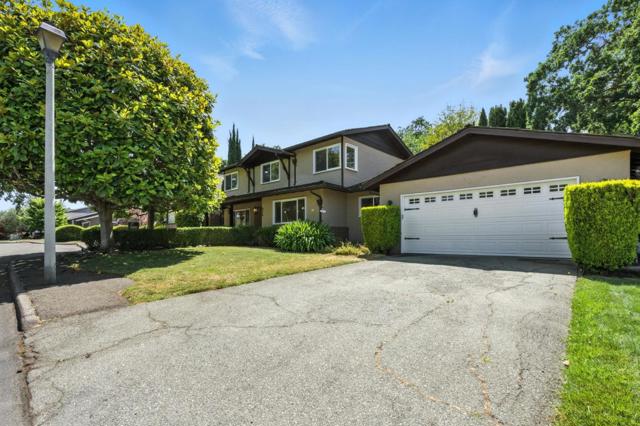214 Timothy Drive, San Carlos CA: https://media.crmls.org/mediaz/09c3ed3d-1827-4a7f-a83e-2e4bb1c4a4b4.jpg