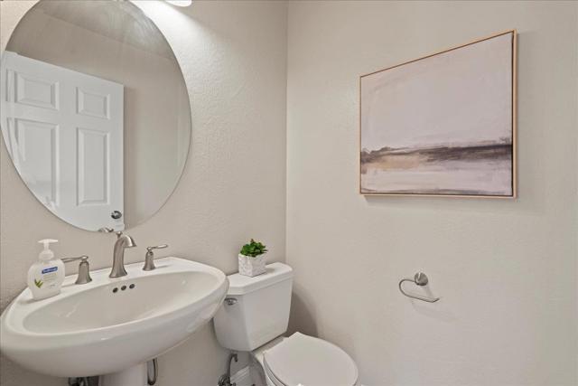 25400 Radonich Road, Los Gatos CA: https://media.crmls.org/mediaz/09c5584e-d5a2-45ae-9e8b-e991c81b6400.jpg