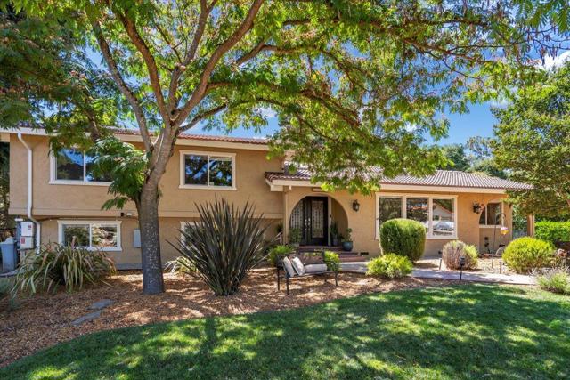 17441 Blue Jay Drive, Morgan Hill CA: https://media.crmls.org/mediaz/09c77691-424f-46e6-b0eb-d27d38b7a999.jpg