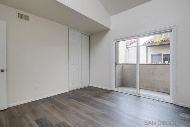 Image 26 of 40 For 3784 33rd St.  9