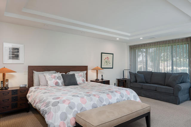 34955 Mission Hills Drive, Rancho Mirage CA: https://media.crmls.org/mediaz/09c7e5b1-114c-475f-b3fa-87d684c52721.jpg