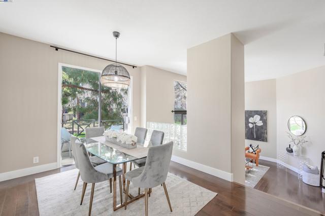 Image 7 of 29 For 440 Navaro Pl  115