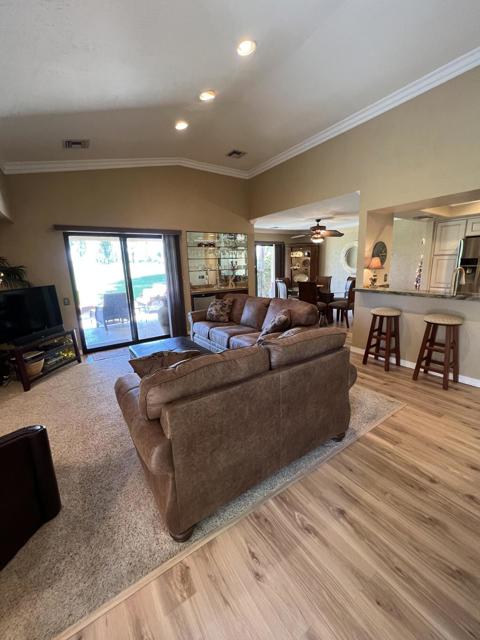 26 Mission Court, Rancho Mirage CA: https://media.crmls.org/mediaz/09c8d207-7b63-4109-901b-d8d6b2568c29.jpg