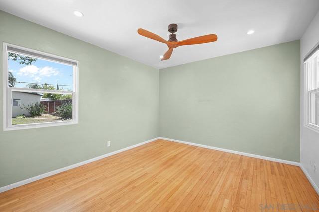 8787 Washington Avenue, La Mesa CA: https://media.crmls.org/mediaz/09c8e396-befa-4de7-8d36-1ad0114fde1d.jpg