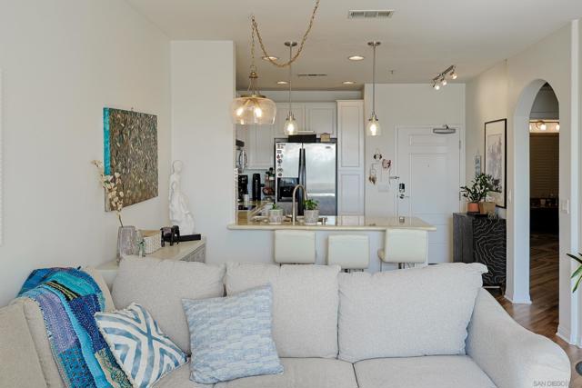 3887 Pell Place, San Diego CA: https://media.crmls.org/mediaz/09c8ef4f-983d-4bc8-85ae-fbca513531d7.jpg