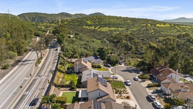 Detail Gallery Image 39 of 49 For 11458 via Promesa, San Diego,  CA 92124 - 4 Beds | 2/1 Baths