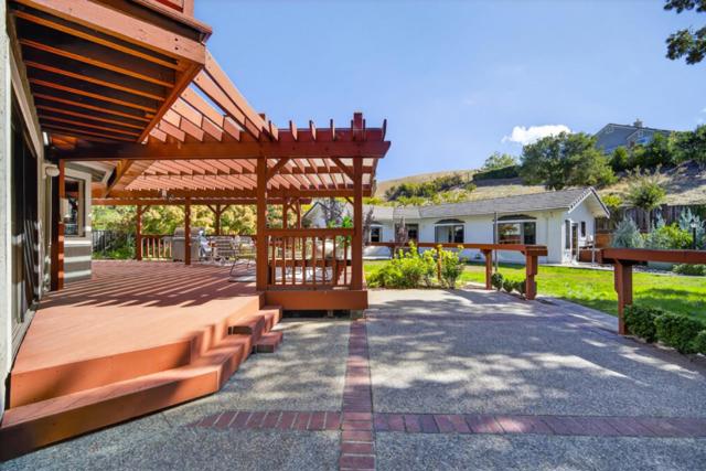 1120 Valley Quail Circle, San Jose CA: https://media.crmls.org/mediaz/09c944ad-14da-414d-b70f-bed003bfa15c.jpg