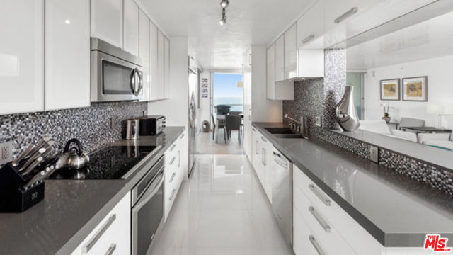 201 Ocean Avenue, 1604P photo 6