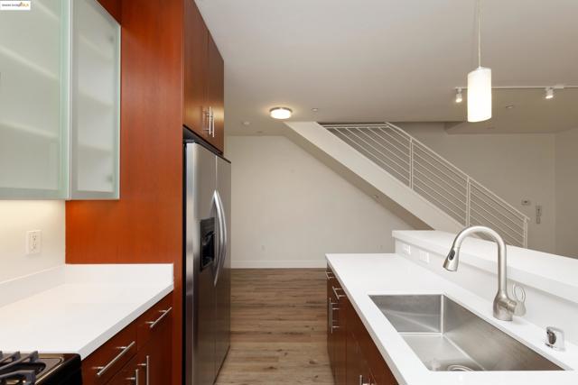 1565 32nd Street, Oakland CA: https://media.crmls.org/mediaz/09cab592-b343-478d-8167-2a3a9ee39c03.jpg