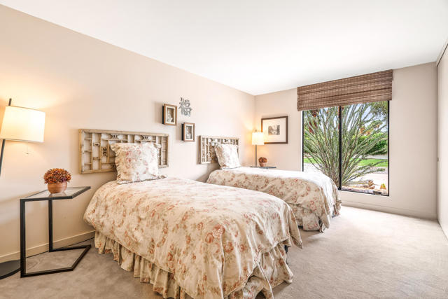 2305 E Sonora Road, Palm Springs CA: https://media.crmls.org/mediaz/09caecfe-1a79-4c66-ab75-8bb7c14b3ca0.jpg