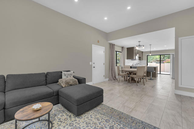 5803 Los Santos Drive #19, Palm Springs, CA 92264