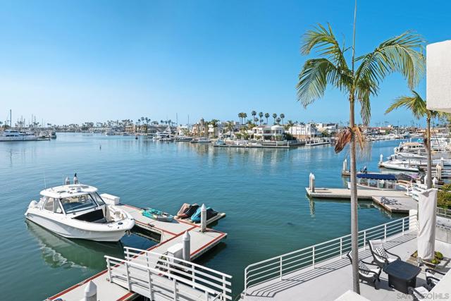 1 The Point, Coronado CA: https://media.crmls.org/mediaz/09cb657e-2fad-42d6-a32a-48e94e32d4b6.jpg