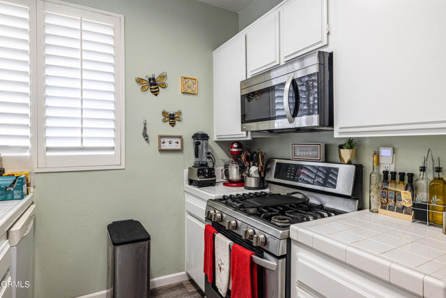 Detail Gallery Image 14 of 31 For 7211 Cozycroft Ave #36,  Winnetka,  CA 91306 - 2 Beds | 2 Baths