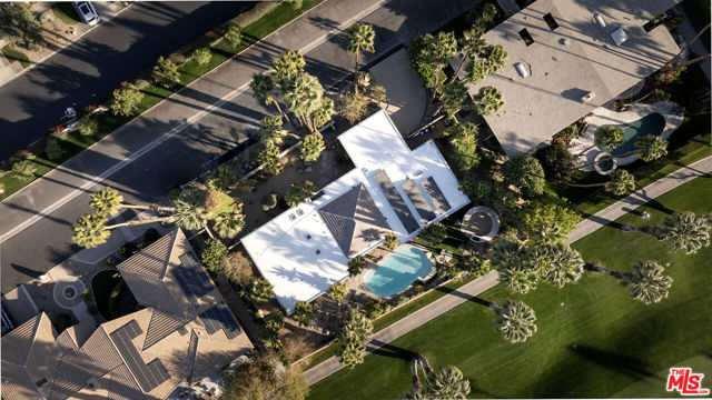 40281 Sand Dune Road, Rancho Mirage CA: https://media.crmls.org/mediaz/09cc6942-b913-4961-8275-656ab14a2fc3.jpg