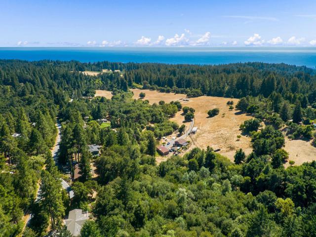 462 Quail Drive, Santa Cruz CA: https://media.crmls.org/mediaz/09cc7783-67ac-44c2-8f67-d926c7200d71.jpg