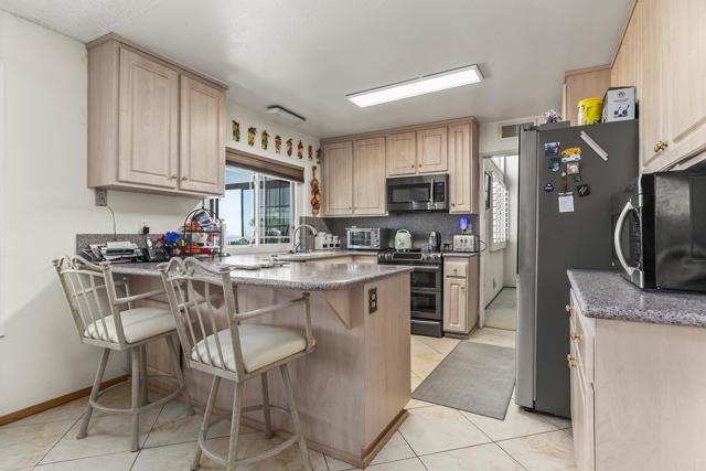 10323 Pine Grove Street, Spring Valley CA: https://media.crmls.org/mediaz/09cdd0b7-45ec-446f-b42b-3a4e3e8ec822.jpg
