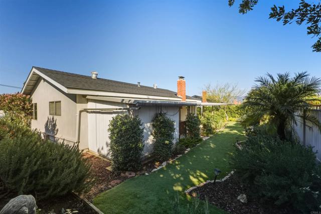 Detail Gallery Image 52 of 58 For 1637 Oak Hill, Escondido,  CA 92027 - 3 Beds | 2 Baths