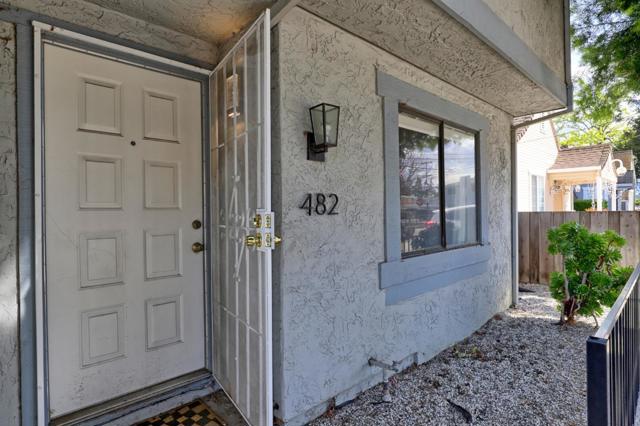 482 S Willard Avenue, San Jose CA: https://media.crmls.org/mediaz/09ce6415-ab04-440c-9a4f-932128c37d50.jpg