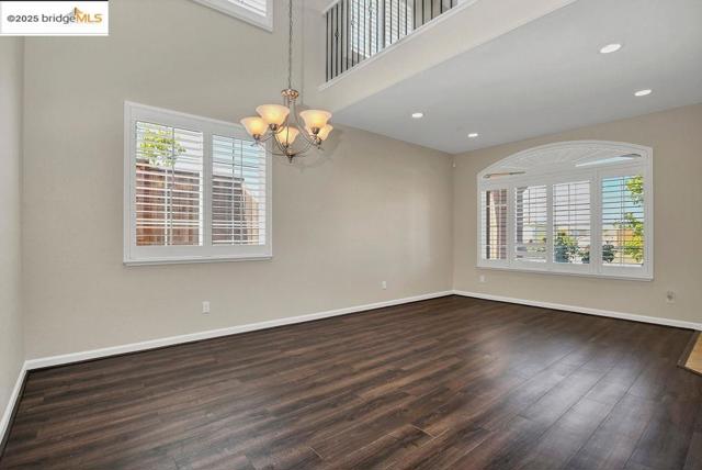 3120 Rio Viejo Drive, Bay Point CA: https://media.crmls.org/mediaz/09cf7761-ab45-4f60-b755-6adb77267082.jpg