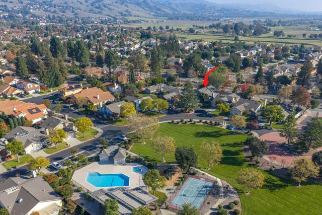 1830 Bayo Claros Circle, Morgan Hill CA: https://media.crmls.org/mediaz/09d060a2-cb6b-41ad-9e17-e3a34fbb0597.jpg
