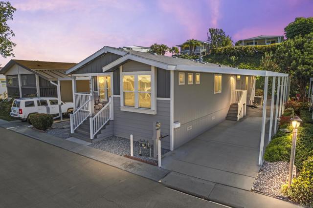Detail Gallery Image 1 of 1 For 4910 1/2 Old Cliffs Rd, San Diego,  CA 92120 - 3 Beds | 2 Baths
