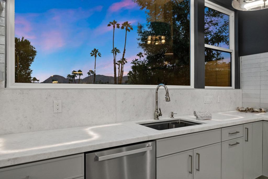 MLS #219141845DA image #17