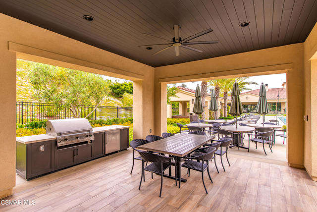 2492 Rondell Road, Camarillo CA: https://media.crmls.org/mediaz/09d3c4da-61f7-41e6-a3e8-8781f9b3ff04.jpg