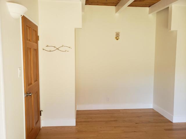 528 Moraga, Orinda CA: https://media.crmls.org/mediaz/09d46a9d-e686-413d-9c53-ab2be40b5b11.jpg