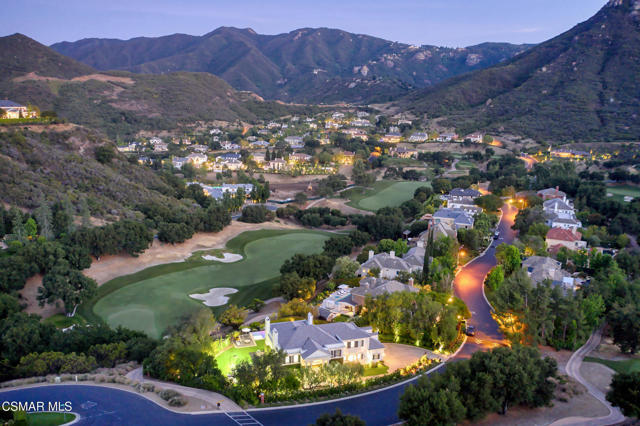 508 W Stafford Road, Thousand Oaks CA: https://media.crmls.org/mediaz/09d4bec8-6a0c-4031-af13-3beba5280ecd.jpg