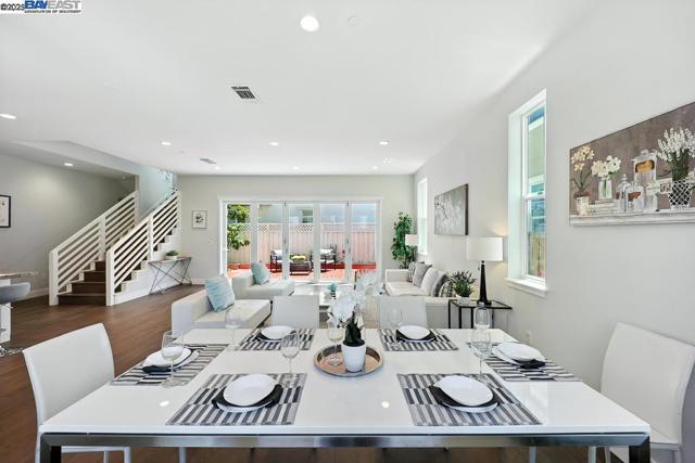 8360 Marine Way, Newark CA: https://media.crmls.org/mediaz/09d5934f-65b1-4045-906a-afb32362e24f.jpg