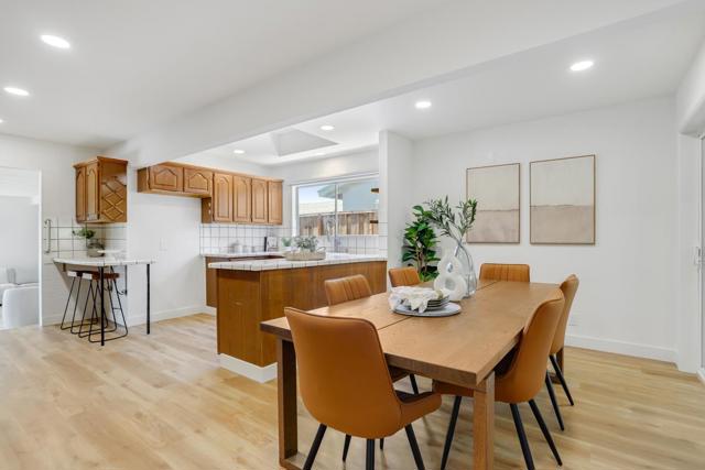 2189 Ventura Place, Santa Clara CA: https://media.crmls.org/mediaz/09d5e906-7703-4971-bdc8-c43f78bb4bf4.jpg