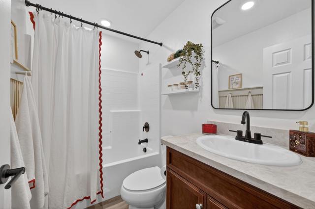 Detail Gallery Image 27 of 38 For 2860 Athens Rd #12,  Chula Vista,  CA 91915 - 4 Beds | 3/1 Baths