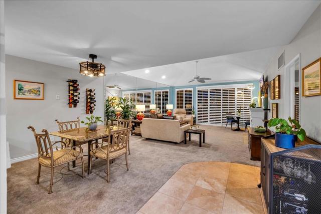 43 Sunrise Drive, Rancho Mirage CA: https://media.crmls.org/mediaz/09d76afc-c99e-4151-905e-a12c9596ea4c.jpg