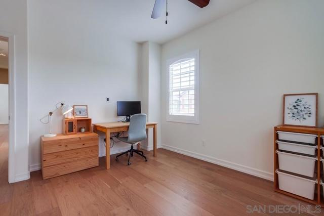 15655 Paseo Montenero, San Diego CA: https://media.crmls.org/mediaz/09d88d19-dd07-4ecb-b6a1-23541b954603.jpg
