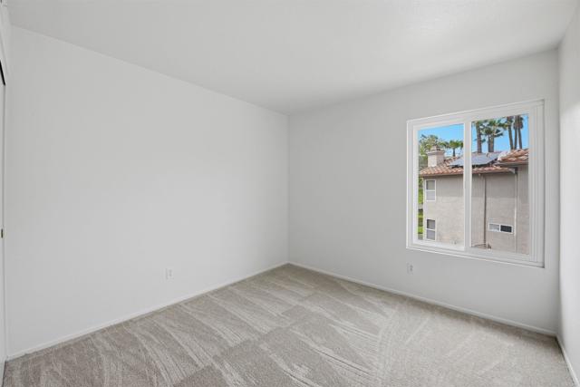 Detail Gallery Image 25 of 32 For 1247 Sunglow, Oceanside,  CA 92057 - 5 Beds | 3 Baths