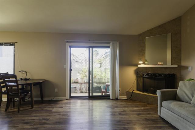 Detail Gallery Image 5 of 19 For 12650 Lakeshore Dr #160,  Lakeside,  CA 92040 - 2 Beds | 2 Baths